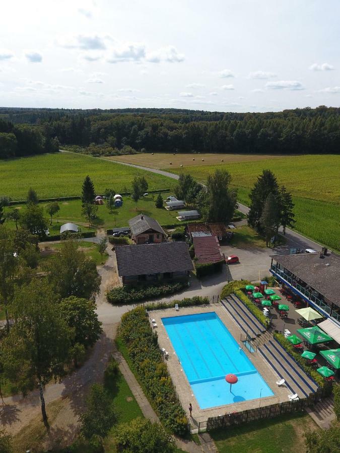 Country Camp Camping Auf Kengert Hotell Medernach Exteriör bild